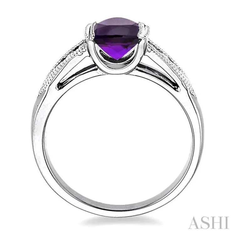 8x6 MM Oval Shape Amethyst and 1/10 Ctw Diamond Ring in 14K White Gold