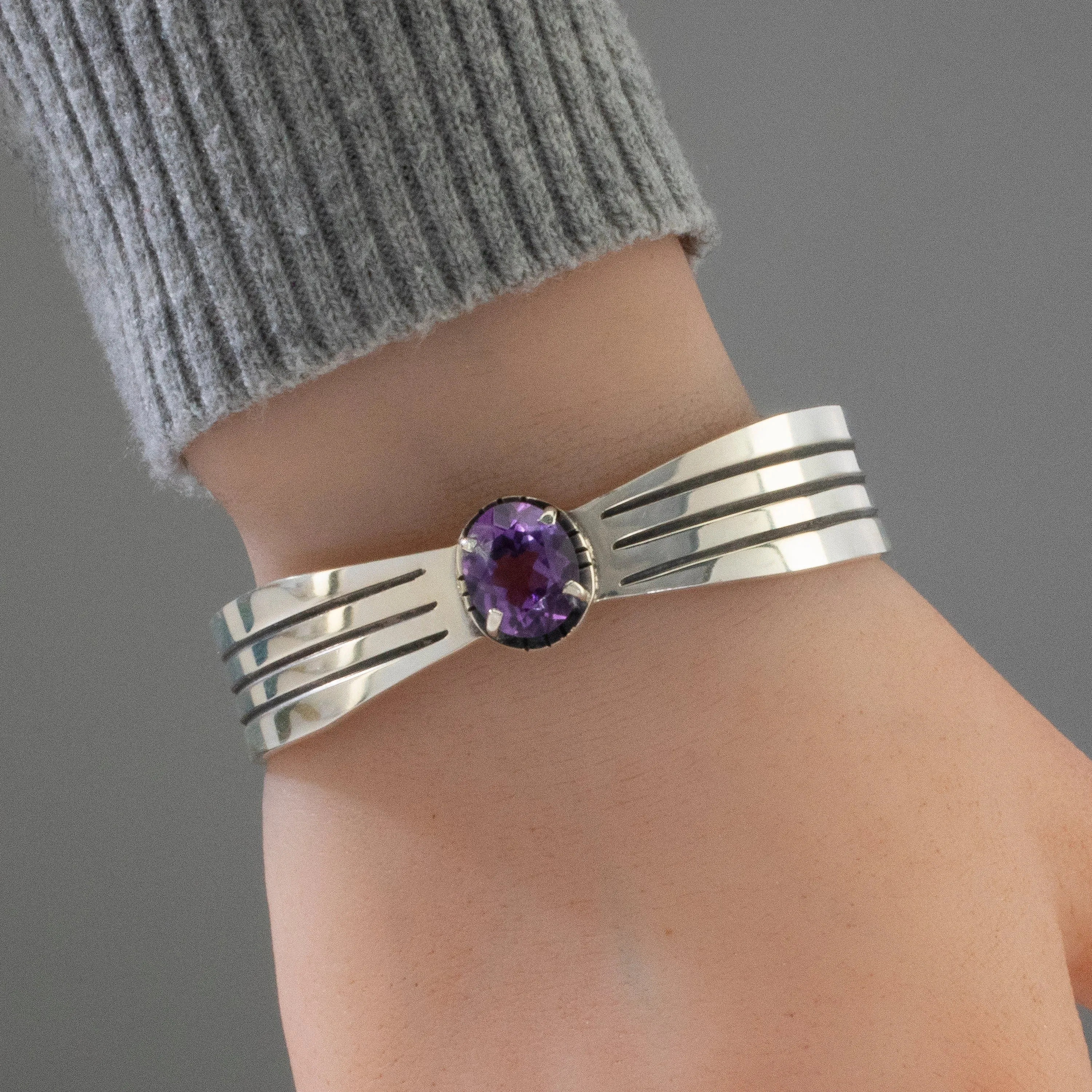 Amethyst Navajo USA Native American Made 925 Sterling Silver Cuff