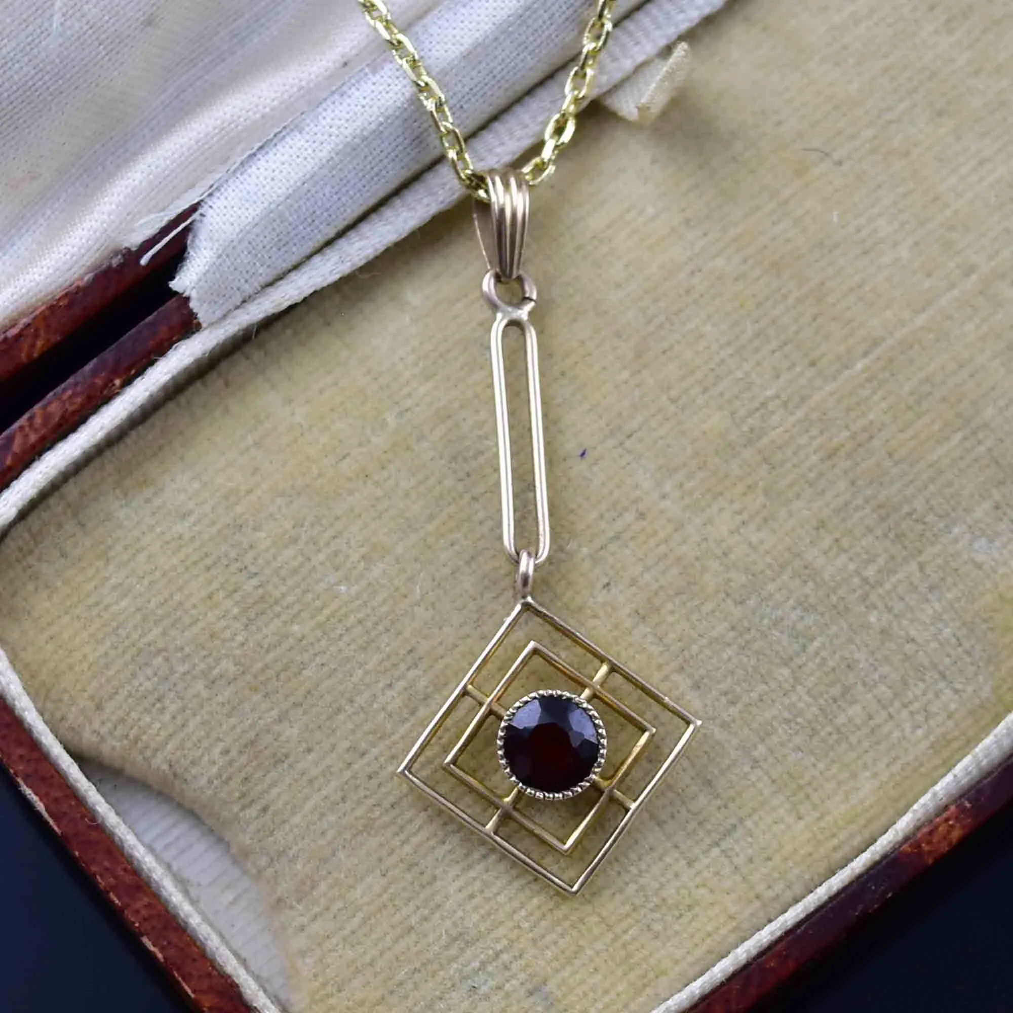 Antique 14K Gold Garnet Lavalier Pendant Necklace