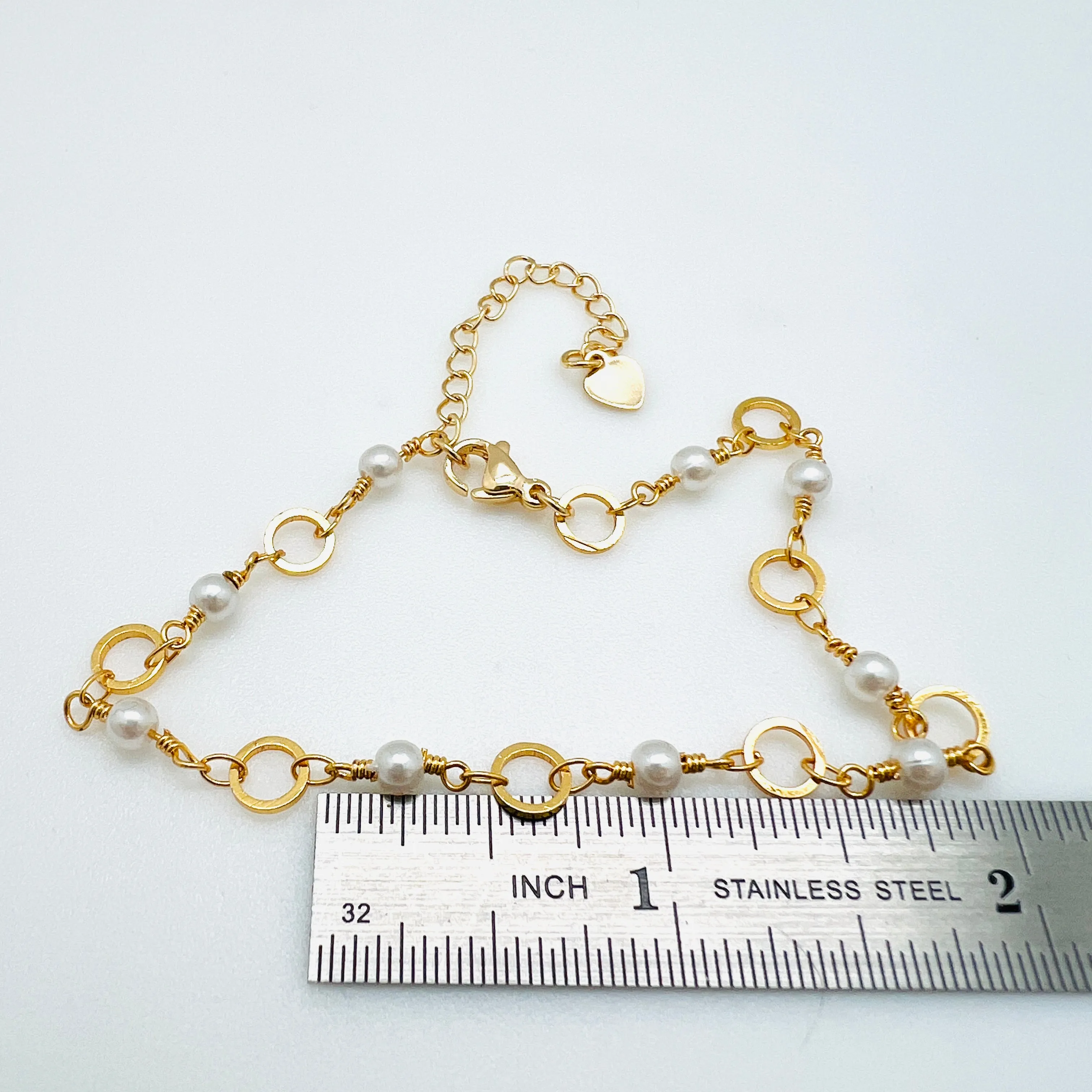 Chain Bracelet with Rings and Faux Pearls - Plated Brass - 7-5/8"