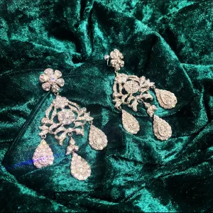 Crystal chandelier earrings Elizabeth Taylor style