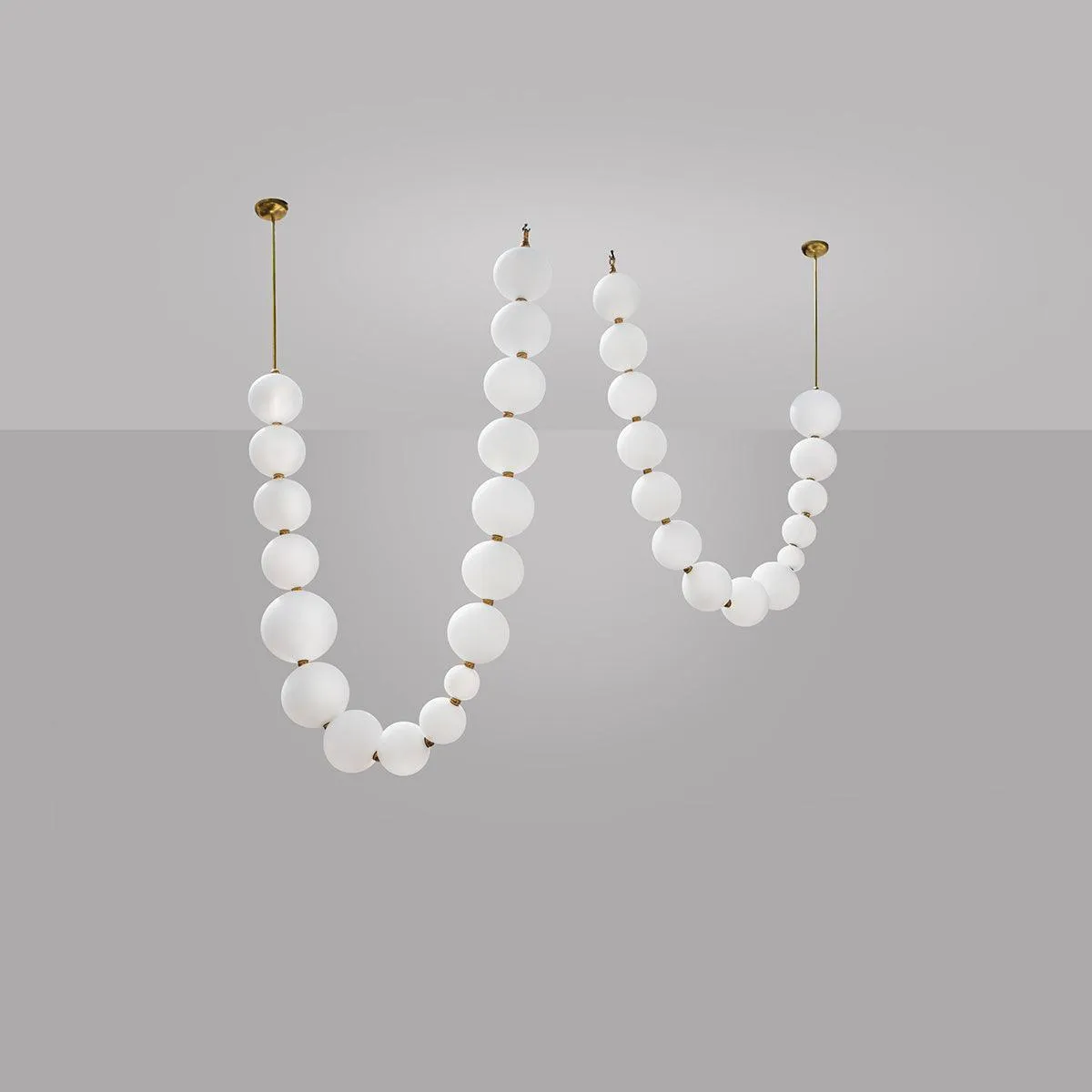 Luxurious Pearl Necklace Chandelier