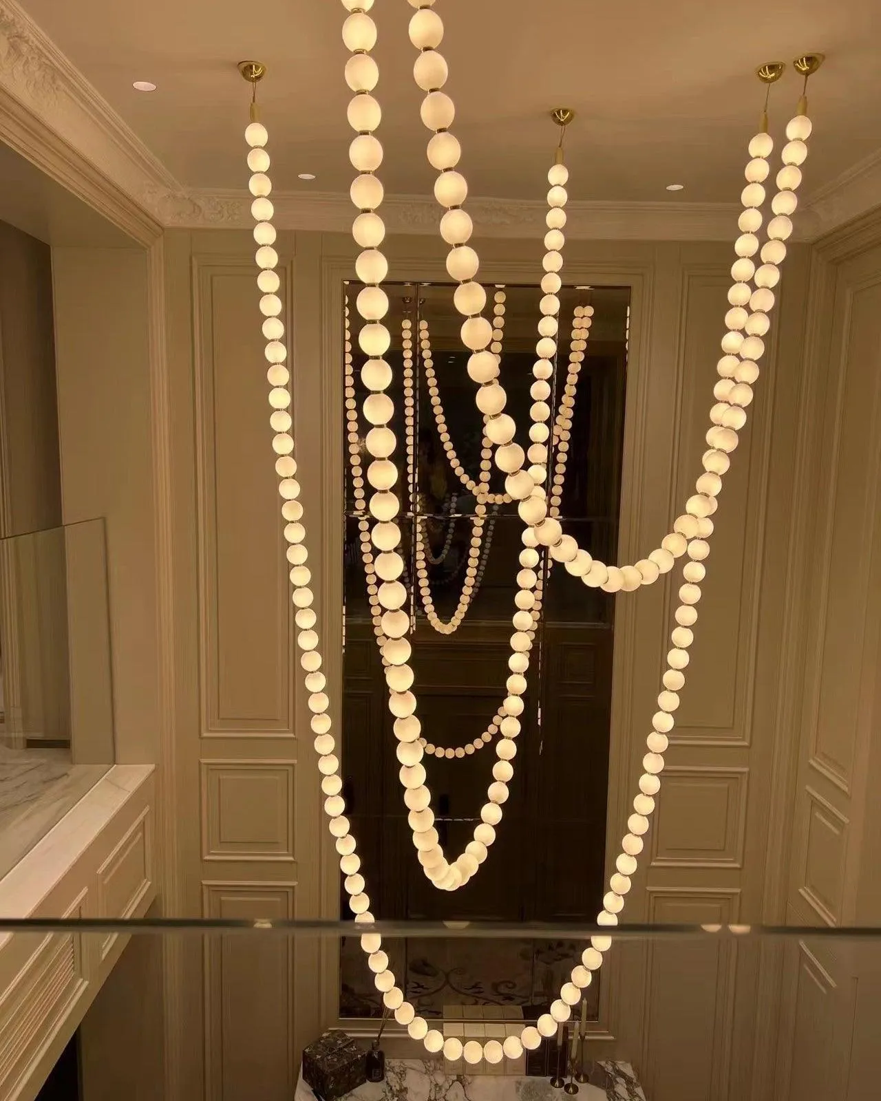 Luxurious Pearl Necklace Chandelier