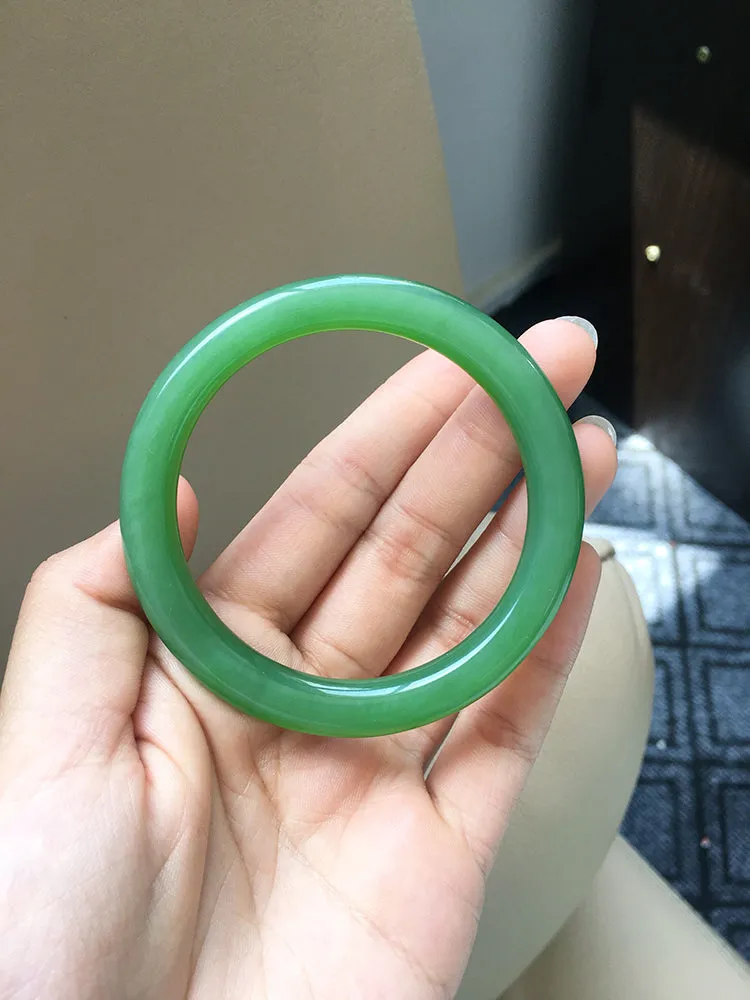 Natural Jade Bangle Nephrite Bangle Internal Diameter 56mm NBE007