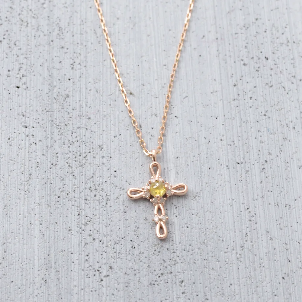 Rosa cross Necklace - 14K/ 18K Gold