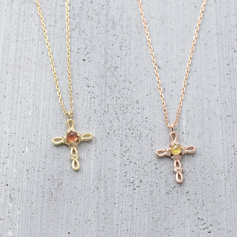 Rosa cross Necklace - 14K/ 18K Gold