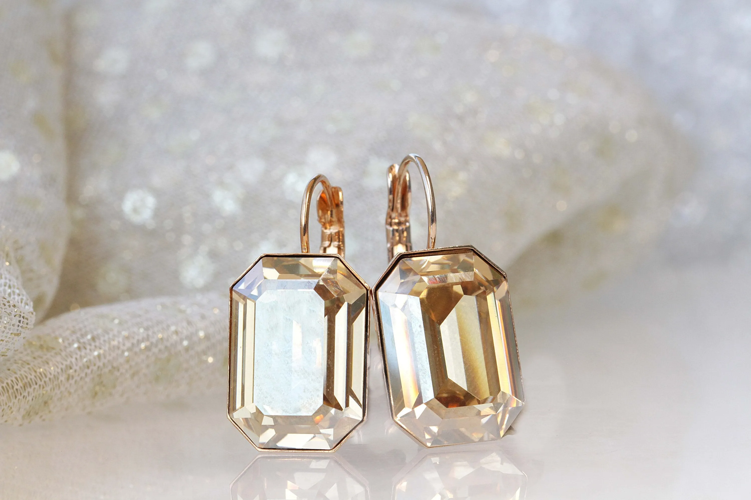 STUNNING CHAMPAGNE EARRINGS