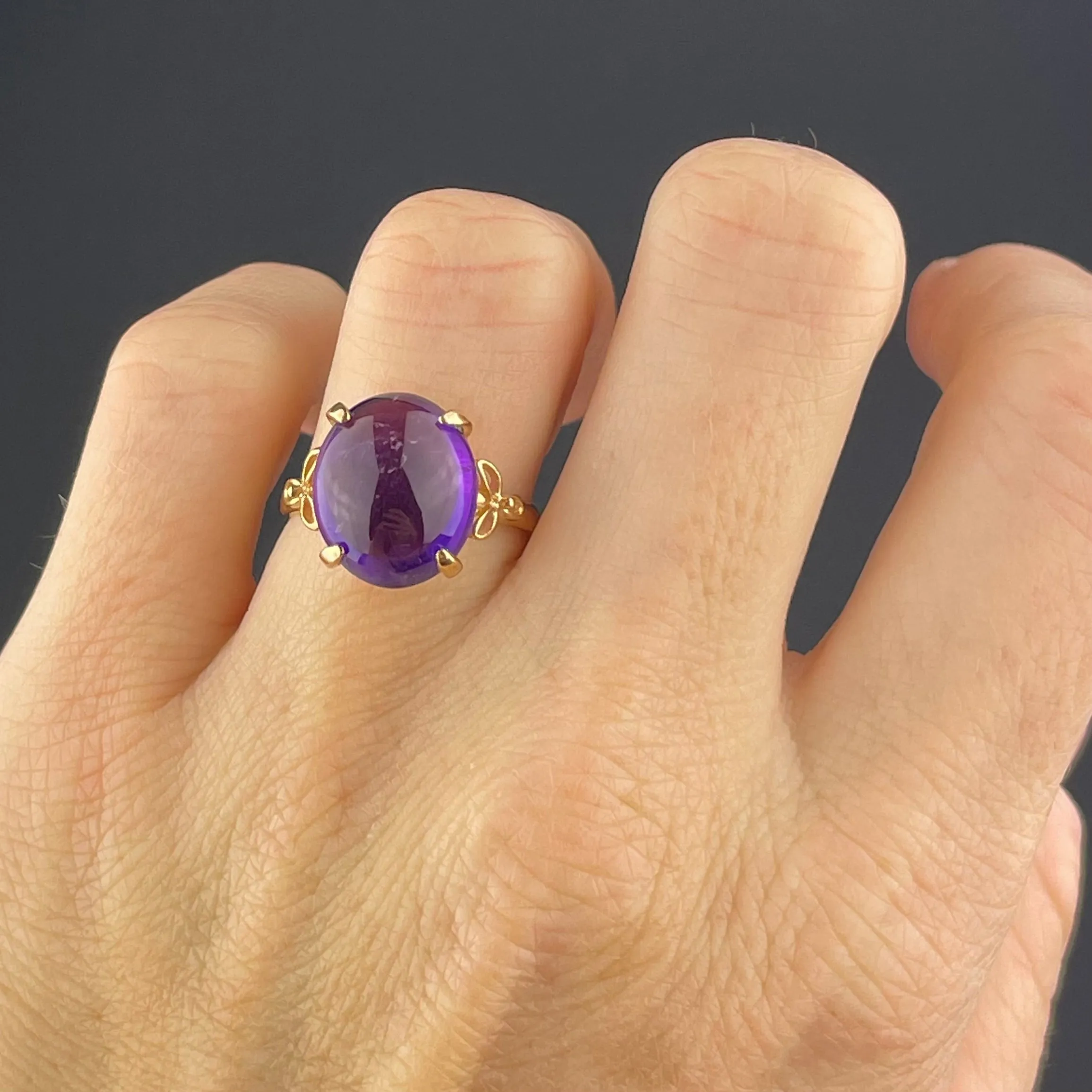 Vintage Amethyst Cabochon 14K Gold Ring