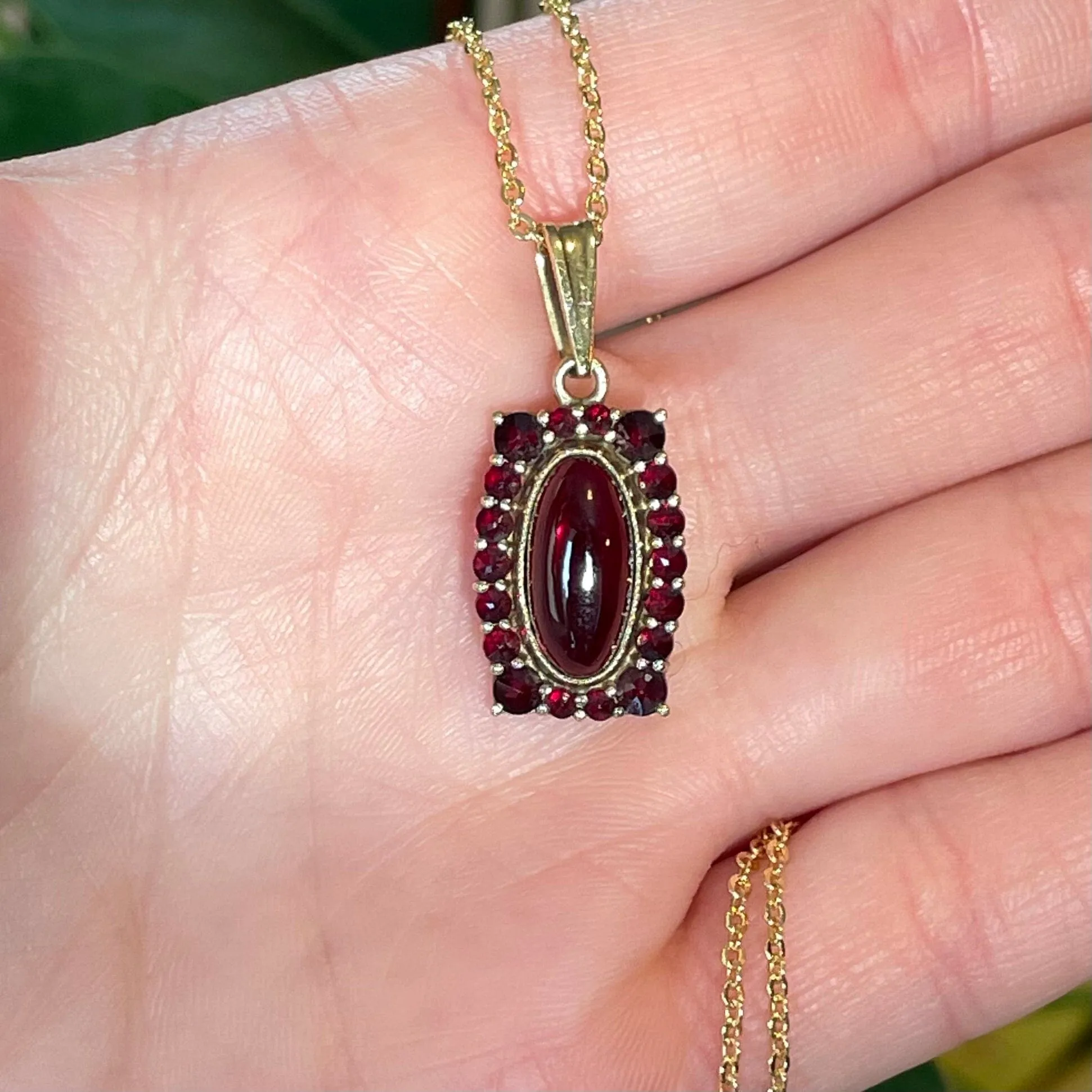 Vintage Oval Garnet Cabochon Halo Pendant Necklace