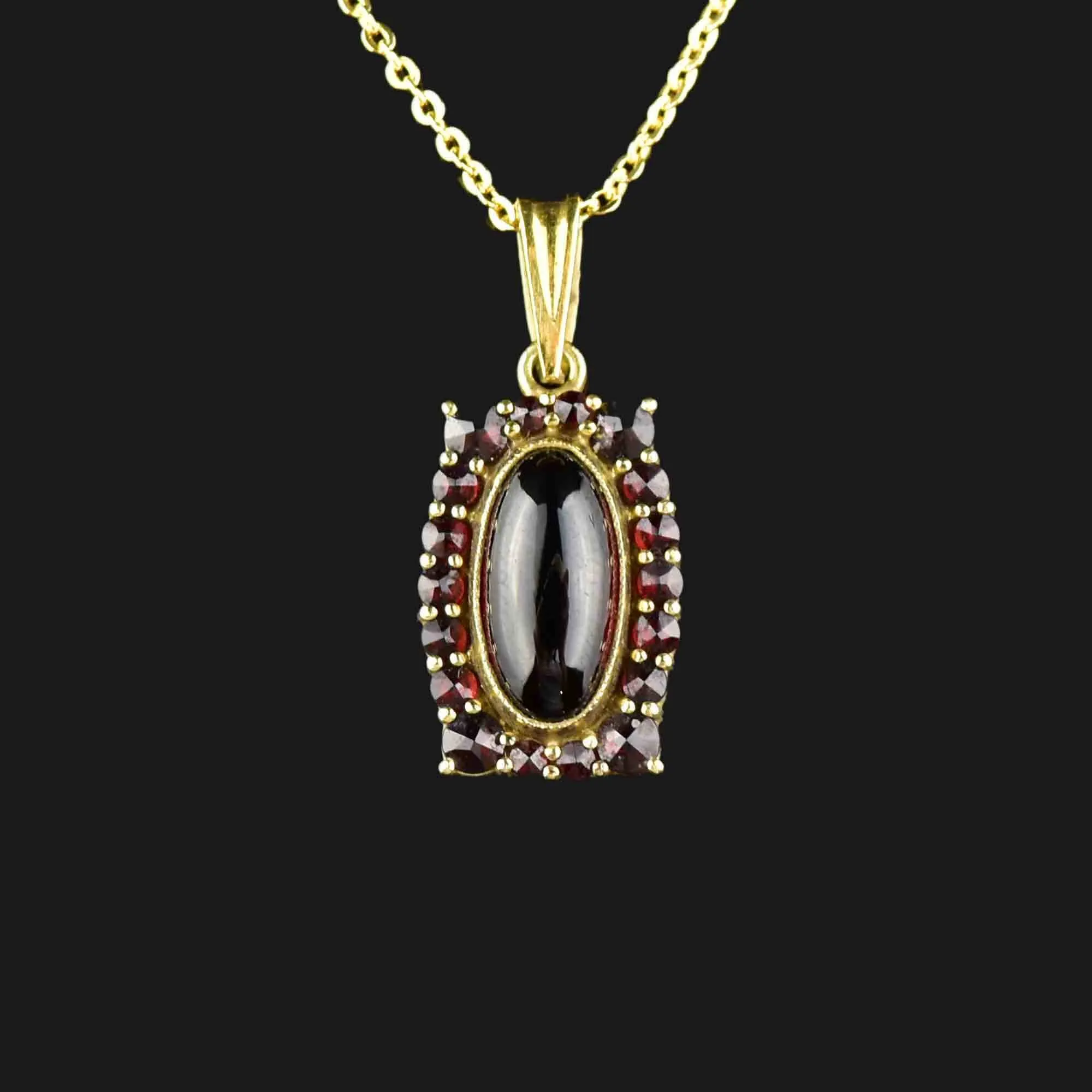 Vintage Oval Garnet Cabochon Halo Pendant Necklace