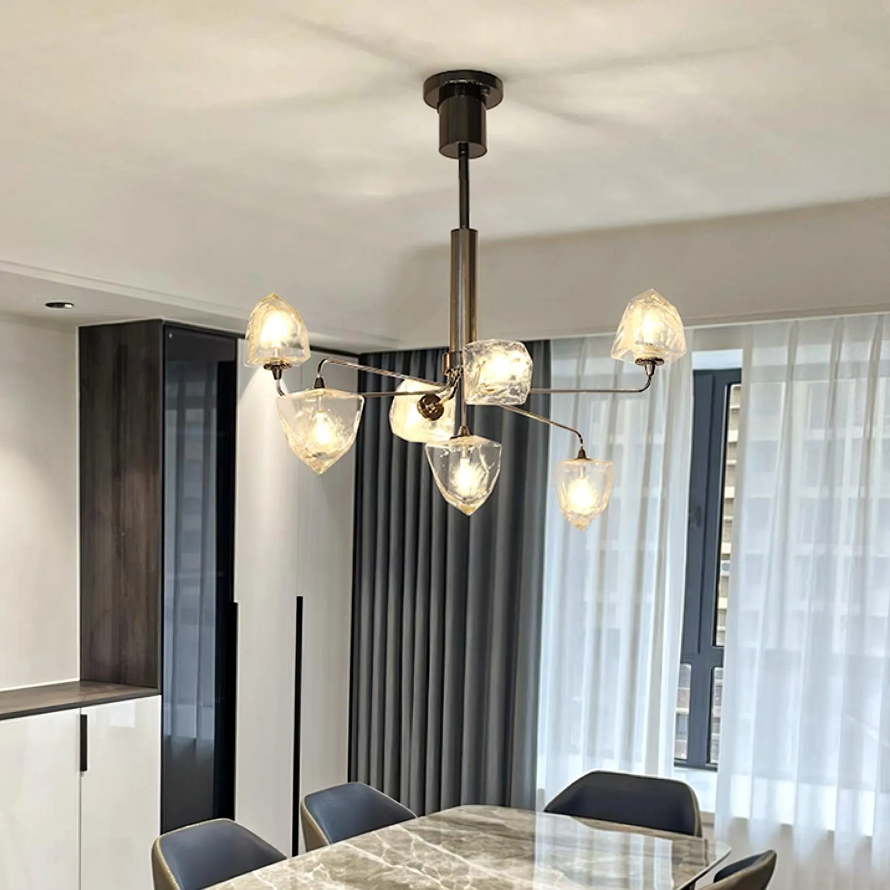 Zevin Chandelier